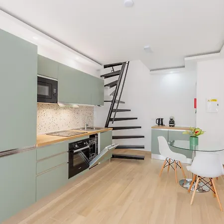 Comfortable Duplex In Msida By Quicktrips Apartment *