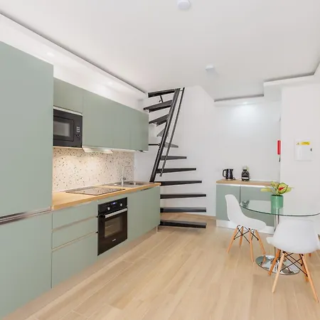 Apartment Comfortable Duplex In Msida By Quicktrips Tal-Hriereb